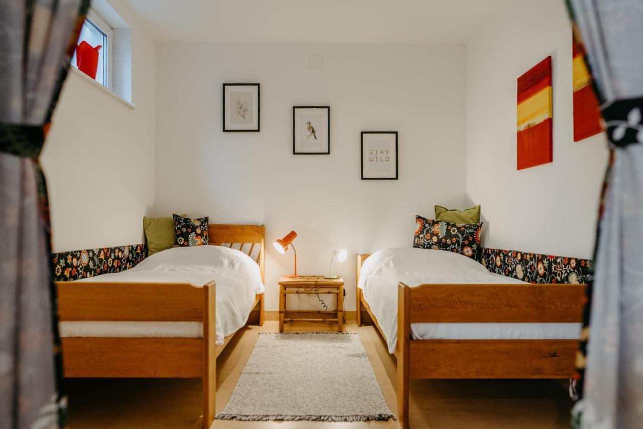 Haus Luna - Privatzimmer Im Sonnigen Suedburgenland Hackerberg Exterior photo