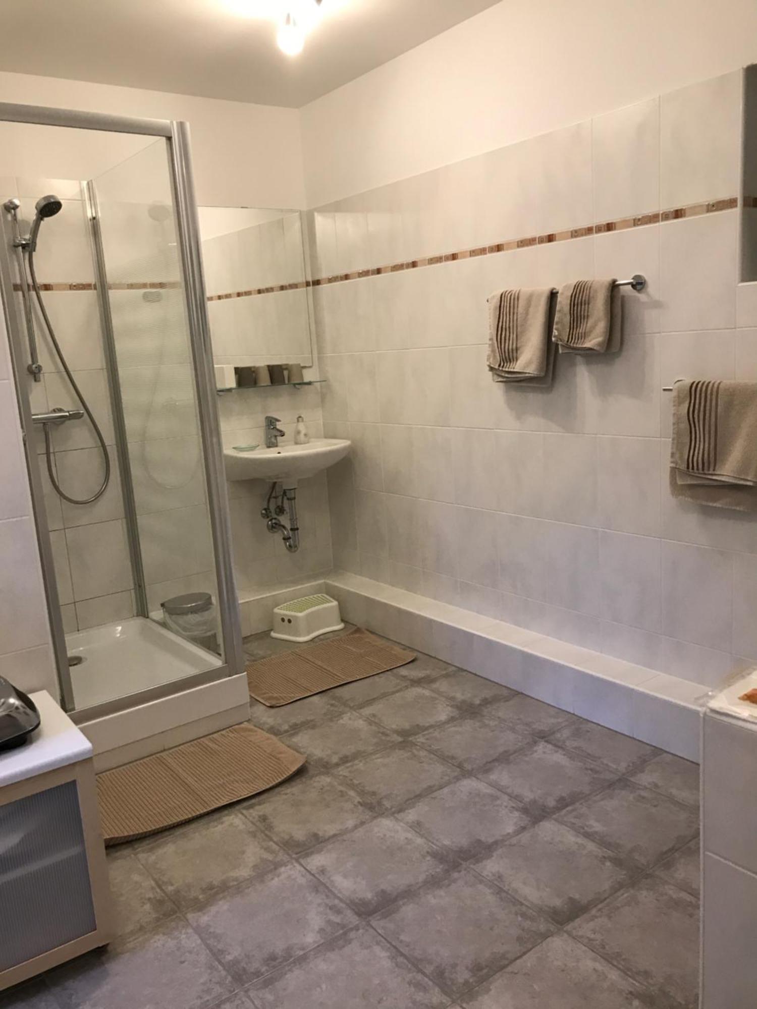 Haus Luna - Privatzimmer Im Sonnigen Suedburgenland Hackerberg Exterior photo